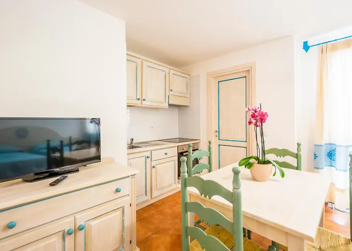 Apartmanhotel In Orosei, 4 Beds With Air Conditioning