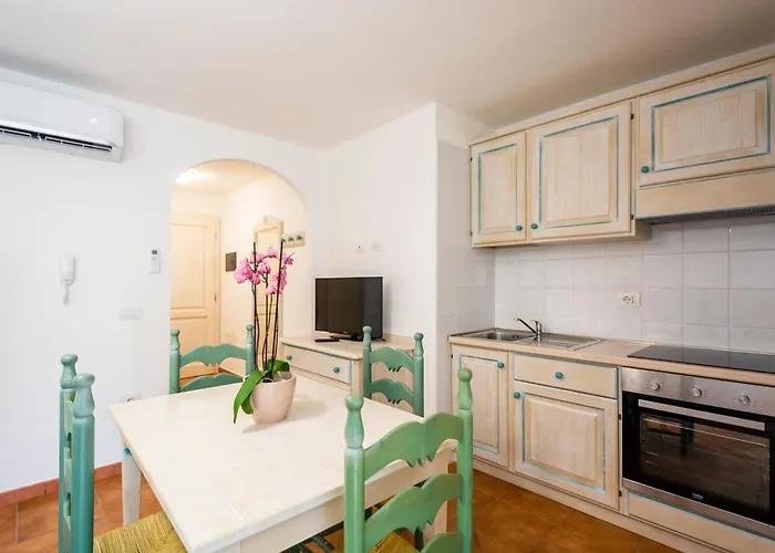 In Orosei, 4 Beds With Air Conditioning 3* Orosei